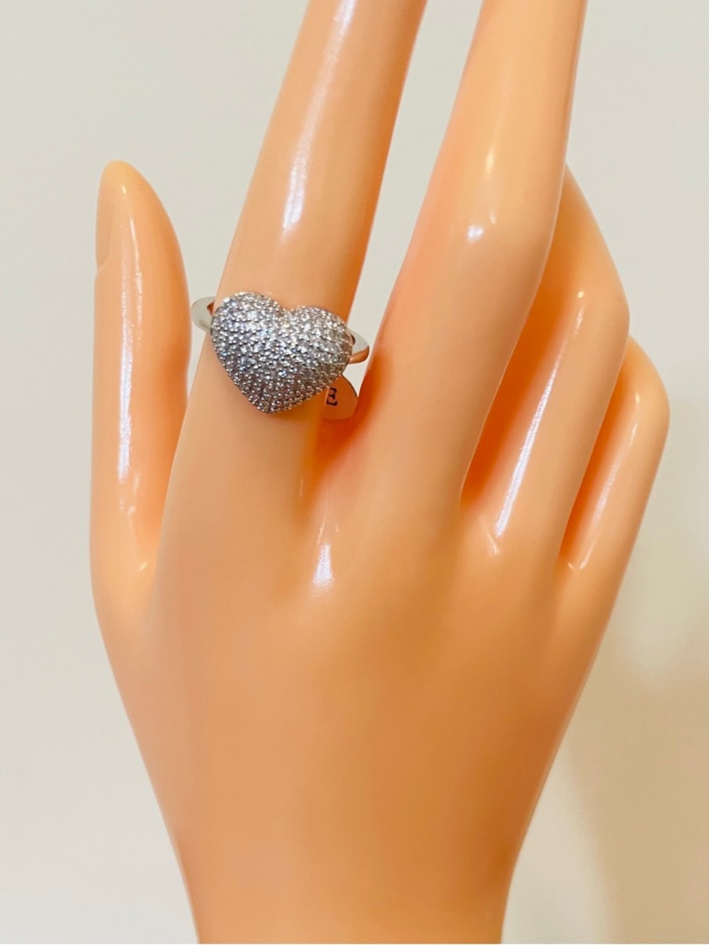 Puff Heart Pavé Ring 18K White Gold Filled AAA CZs NWT - Picture 4 of 6